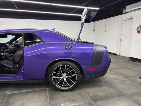Used 2016 Dodge Challenger R/T Scat Pack w/ Leather Interior Group RWD image 46