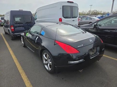 Used 2008 Nissan 350Z Touring image 2