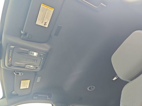 New 2026 Chevrolet Suburban LS image 31