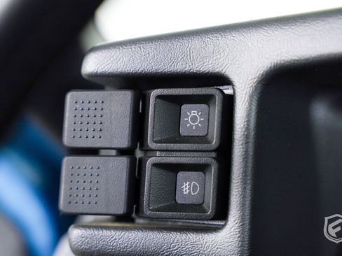 Used 1993 Ford Mustang Cobra image 24