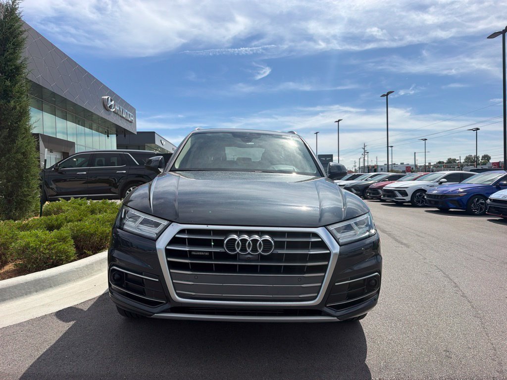 Used 2019 Audi Q5 Prestige w/ Prestige Package AWD/4WD image 2