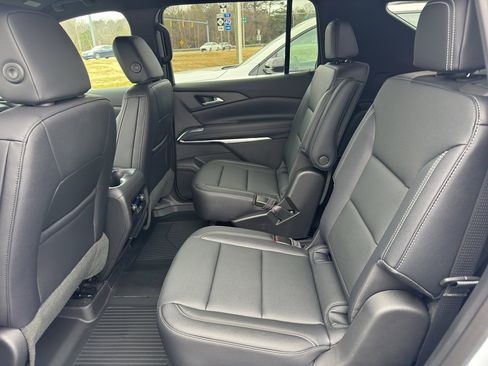 New 2026 Chevrolet Traverse LT w/ Midnight/Sport Edition image 18