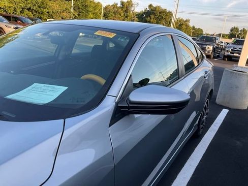 Used 2016 Honda Civic LX image 8