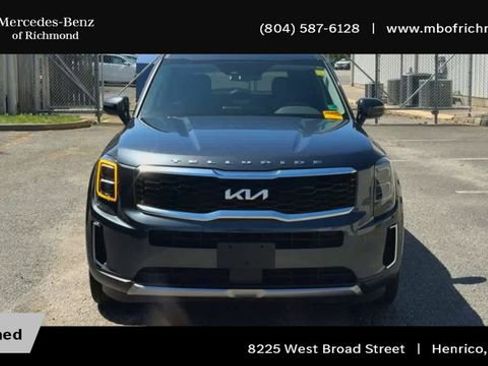 Used 2022 Kia Telluride EX w/ EX Premium Package image 5