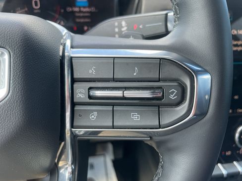 Certified 2026 GMC Terrain Elevation w/ Elevation Premium Package FWD image 23