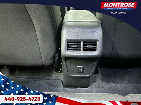 Used 2023 Chevrolet Equinox LT image 22