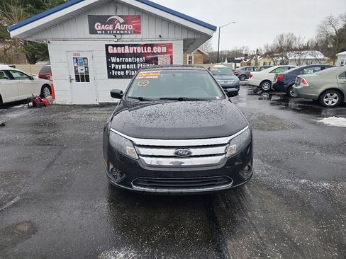 Used 2011 Ford Fusion SE w/ 202A Rapid Spec Order Code image 2