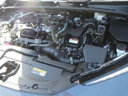 Certified 2026 Toyota Prius XLE FWD image 57