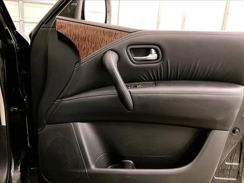 Used 2019 Nissan Armada Platinum w/ Cargo Package AWD/4WD image 23