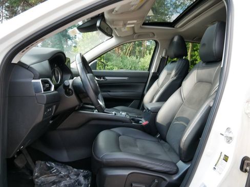 Used 2018 MAZDA CX-5 Touring w/ Preferred Equipment Package AWD/4WD image 14