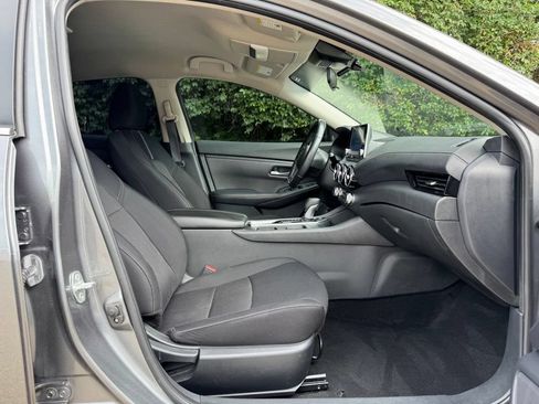 Used 2023 Nissan Sentra SV w/ All-Weather Package FWD image 26