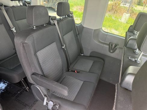 Used 2022 Ford Transit 350 XLT RWD image 22