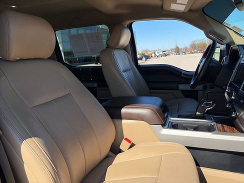 Used 2020 Ford F150 Lariat image 15