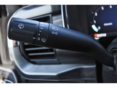 Used 2025 Ford F150 Lariat w/ Equipment Group 501A Mid image 16