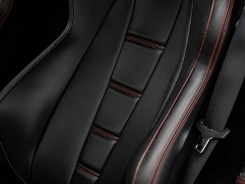 Used 2015 Ferrari 458 Italia Coupe RWD image 49