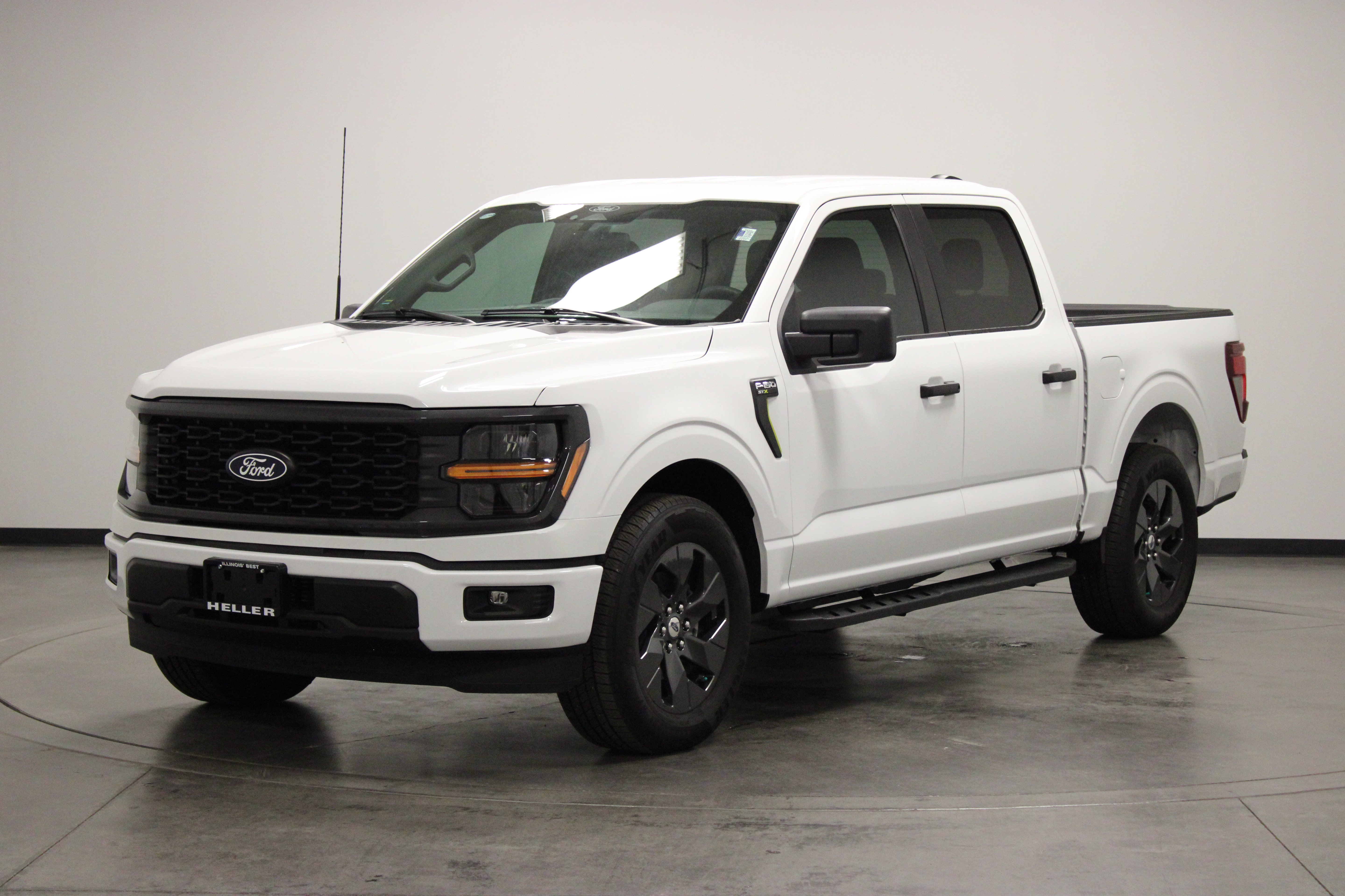 Used 2025 Ford F150 STX w/ Equipment Group 200A RWD image 4