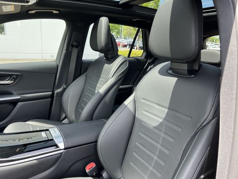Certified 2025 Mercedes-Benz GLC 300 4MATIC image 16