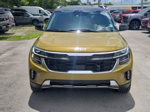 Used 2024 Kia Seltos SX AWD/4WD image 4