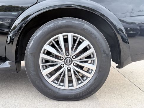 Used 2021 Nissan Armada SV w/ SV Appearance Package image 9