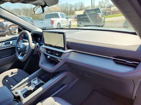New 2026 Ford Explorer ST-Line AWD/4WD image 26