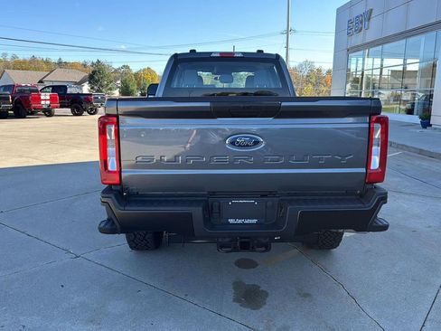 New 2026 Ford F250 XL w/ XL Off-Road Package image 4