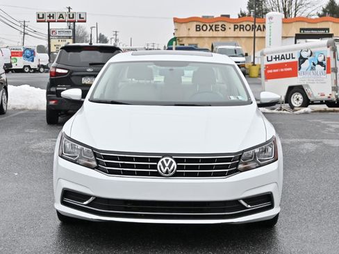 Used 2019 Volkswagen Passat 2.0T Wolfsburg w/ Wheels & Sunroof Package image 5