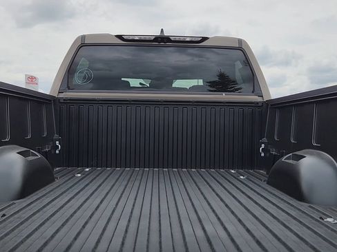 New 2026 Toyota Tundra Limited AWD/4WD image 18