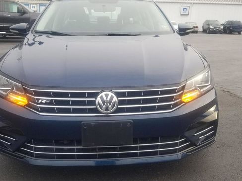 Used 2018 Volkswagen Passat 2.0T S image 3