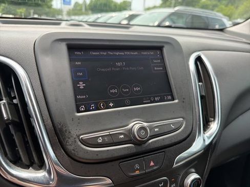 Used 2023 Chevrolet Equinox LT w/ Driver Convenience Package AWD/4WD image 16