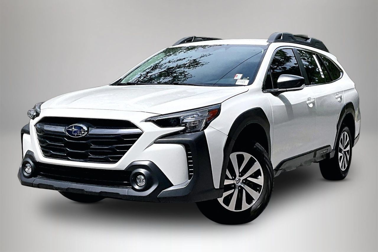 Used 2025 Subaru Outback AWD/4WD image 1