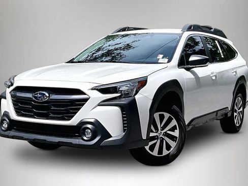 Used 2025 Subaru Outback AWD/4WD image 1