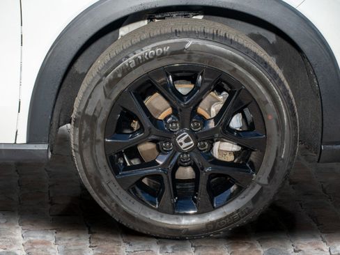 Certified 2024 Honda HR-V Sport image 39