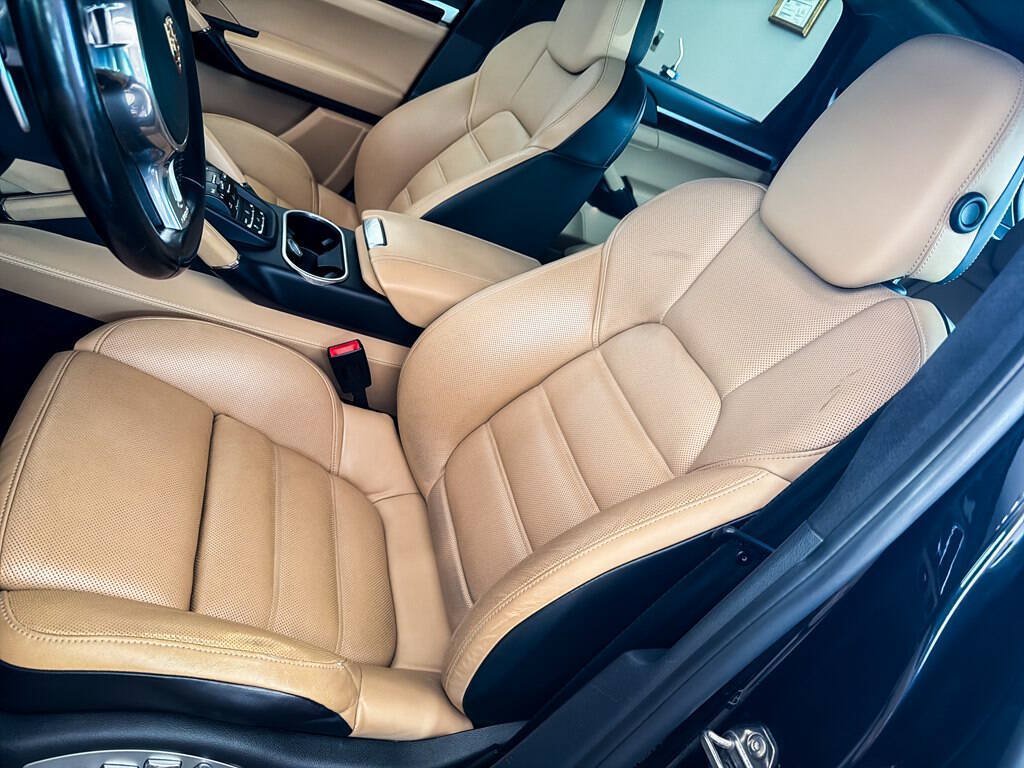 Used 2014 Porsche Cayenne AWD/4WD image 18