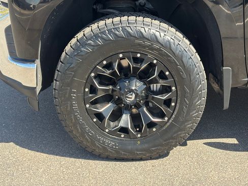 Used 2020 Chevrolet Silverado 1500 LT w/ All-Star Edition RWD image 10