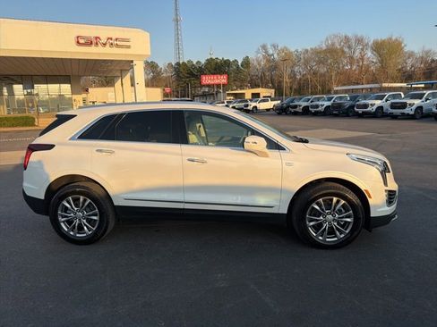 Used 2023 Cadillac XT5 Premium Luxury image 4