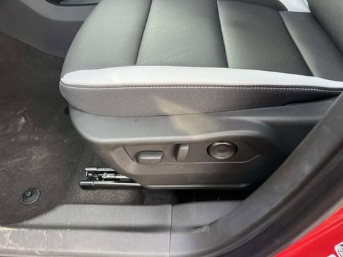 New 2025 Buick Envision Sport Touring image 21