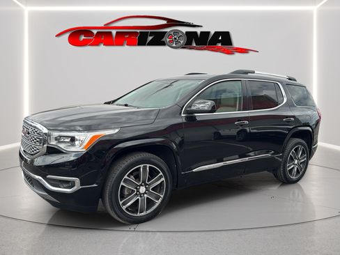 Used 2017 GMC Acadia Denali w/ Technology Package FWD image 11