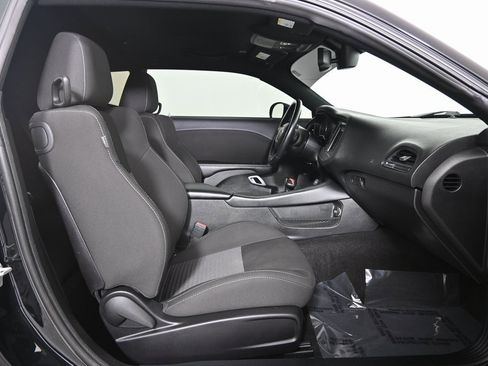 Used 2023 Dodge Challenger GT image 13