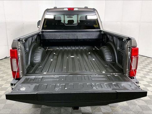 Used 2022 Ford F250 King Ranch w/ King Ranch Ultimate Package image 35