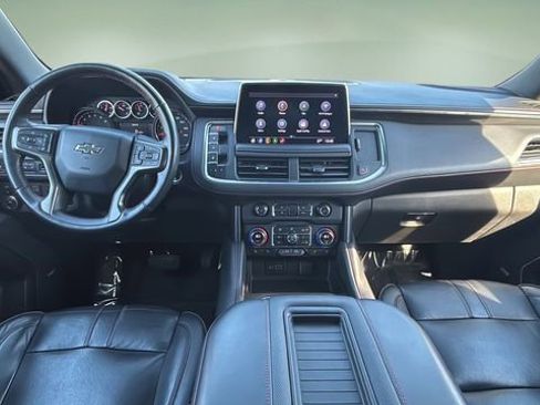 Used 2021 Chevrolet Suburban RST w/ Luxury Package image 16