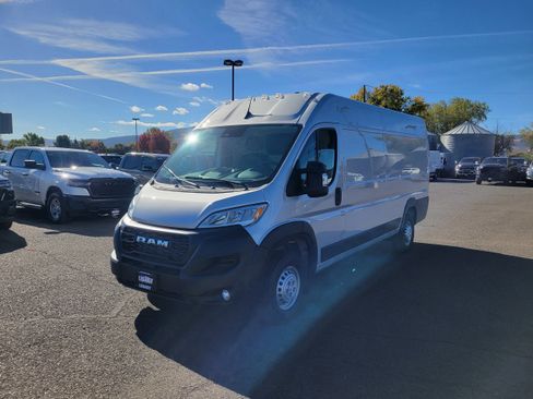 New 2026 RAM ProMaster 3500 w/ Convenience Group image 14