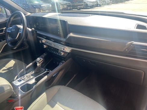 Used 2023 Kia Telluride EX X-Line image 37