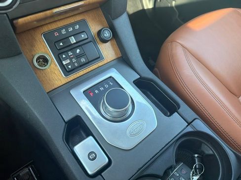 Used 2016 Land Rover LR4 HSE LUX AWD/4WD image 27