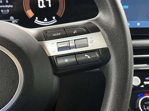 Used 2025 Hyundai Tucson SEL FWD image 32