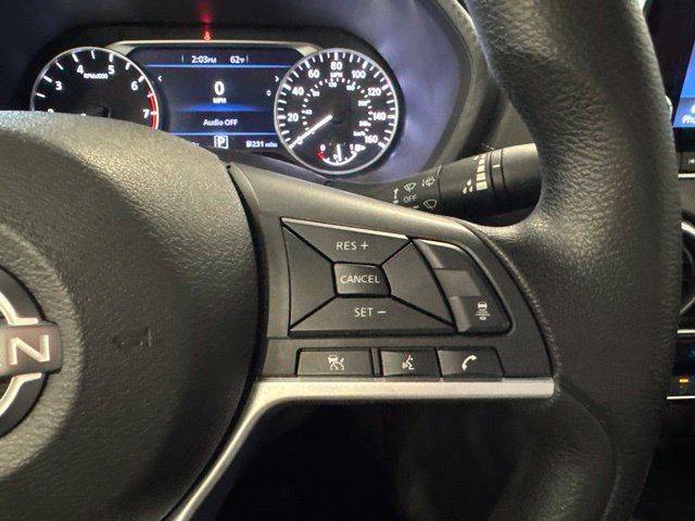 Used 2025 Nissan Sentra SV FWD image 24