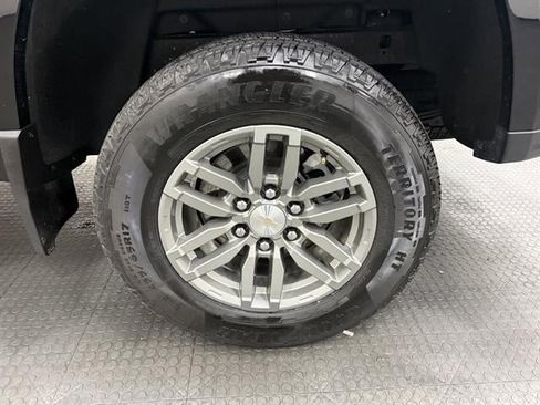 Used 2023 Chevrolet Colorado LT w/ LT Convenience Package image 10