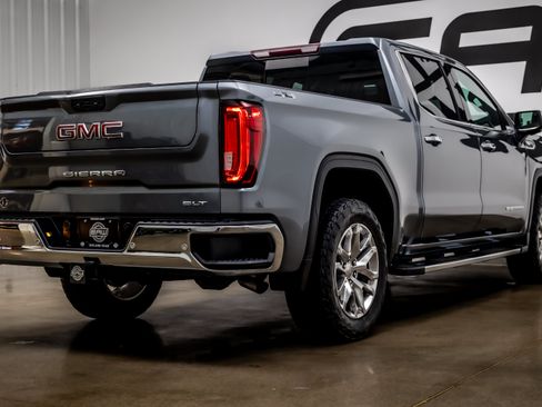 Used 2021 GMC Sierra 1500 SLT AWD/4WD image 35