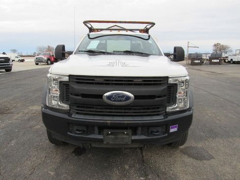 Used 2019 Ford F550 2WD Regular Cab Super Duty image 10