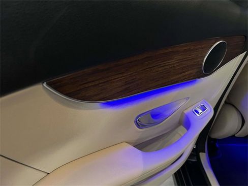 Certified 2022 Mercedes-Benz GLC 300 4MATIC image 11