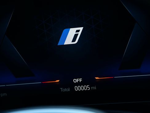 New 2026 BMW i5 eDrive40 w/ Executive Package image 33